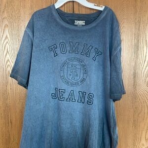 Tommy Hilfiger - Tommy Jeans - Tshirt - Jeans look
